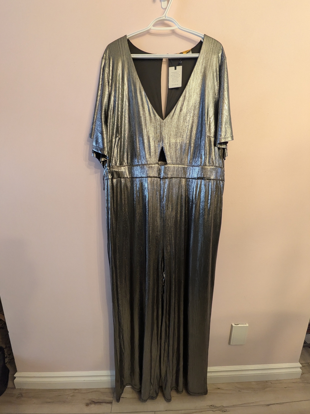 Refinery29 X Eloquii Metallic Silver V-Neck Jumpsuit - Size 24